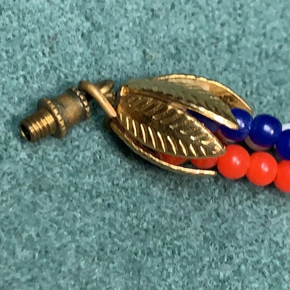 Vintage 3 strand beaded necklace - Picture 8 of 10